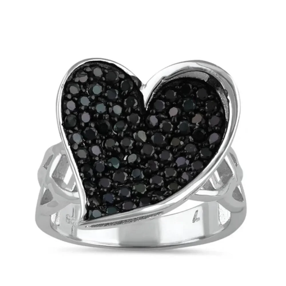 Sterling Silver CZ Black Heart Fine Ring – Elegant Contrast & Intricate Design